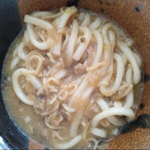 もつ鍋の残りのスープで絶品うどん！